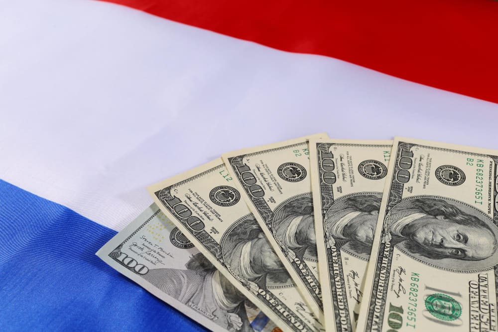 Imagem de capa de Revolut France: Prêts personnels instantanés transparents