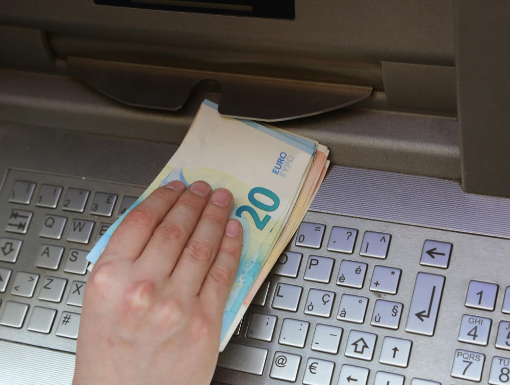 Imagem de capa de Flexible Personal Financing Lines Guaranteed by Lombard Bank