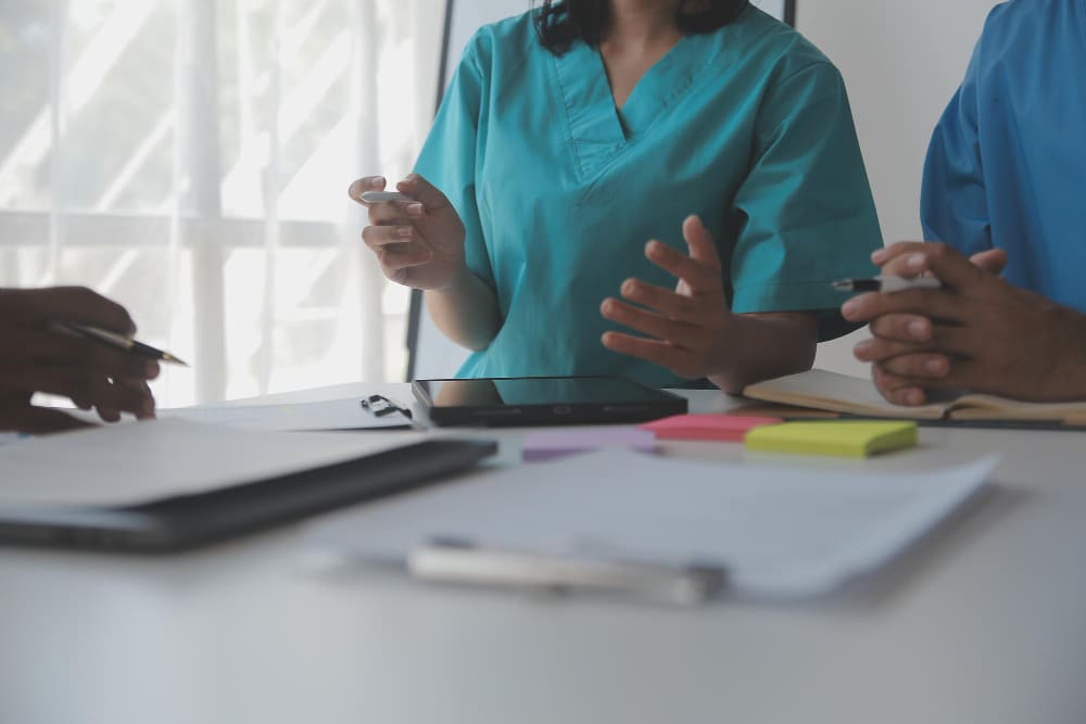 Imagem de Nursing and Healthcare Staff Shortages in Canada