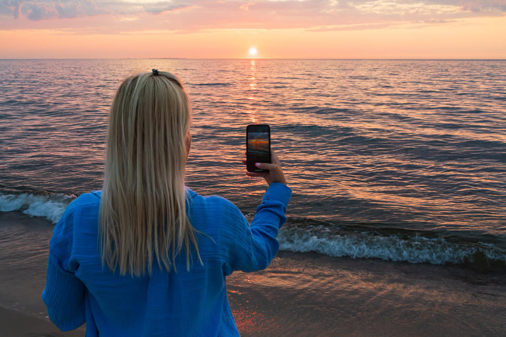 Immagine di copertina di Fastweb eSIM con Internet Illimitato per Viaggi Internazionali